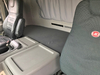 UDトラックスクオンセルフクレーン4段大型（10t）[写真36]