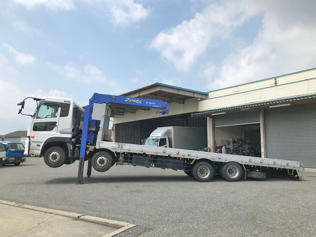 UDトラックスクオンセルフクレーン4段大型（10t）[写真06]