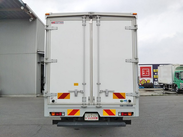 三菱ふそうキャンターアルミウイング小型（2t・3t）[写真10]