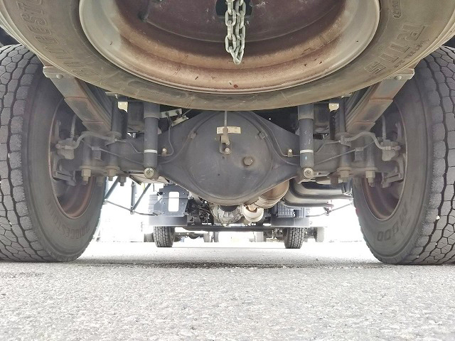 三菱ふそうキャンターアルミウイング小型（2t・3t）[写真21]