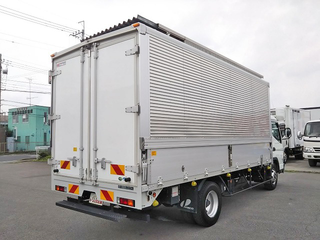 三菱ふそうキャンターアルミウイング小型（2t・3t）[写真04]