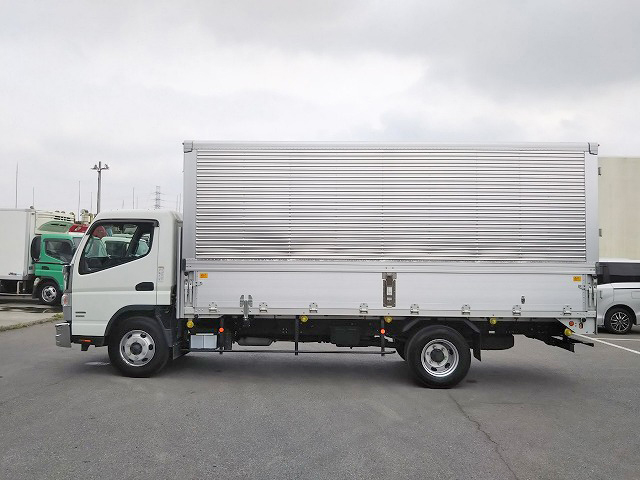 三菱ふそうキャンターアルミウイング小型（2t・3t）[写真05]