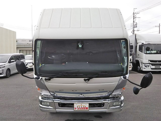 三菱ふそうキャンターアルミウイング小型（2t・3t）[写真09]