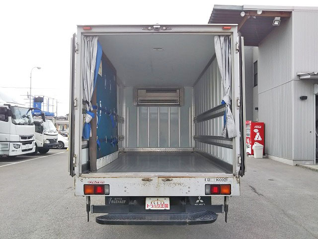 三菱ふそうキャンター冷凍車（冷蔵車）小型（2t・3t）[写真11]