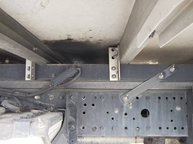 三菱ふそうキャンター冷凍車（冷蔵車）小型（2t・3t）[写真22]