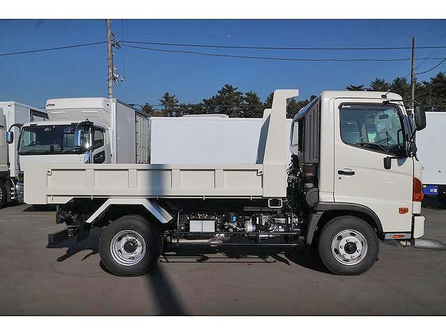 日野レンジャーダンプ中型（4t）[写真05]