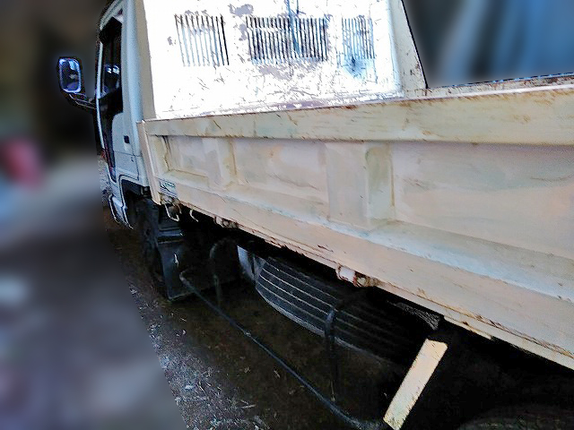 いすゞエルフローダーダンプ小型（2t・3t）[写真15]