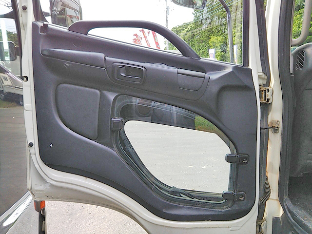 日野レンジャーユニック3段中型（4t）[写真28]