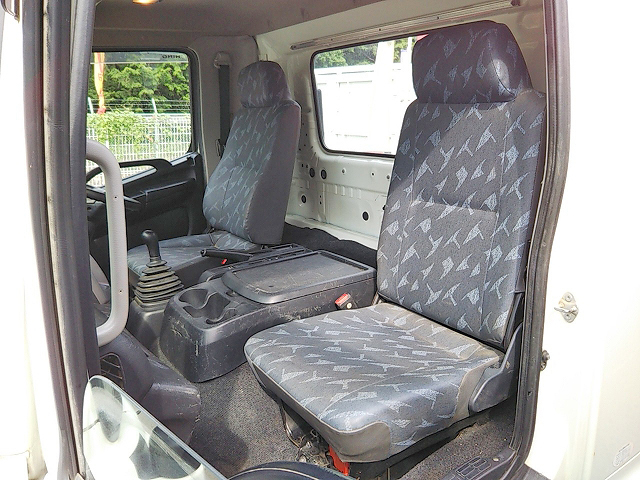 日野レンジャーユニック3段中型（4t）[写真30]