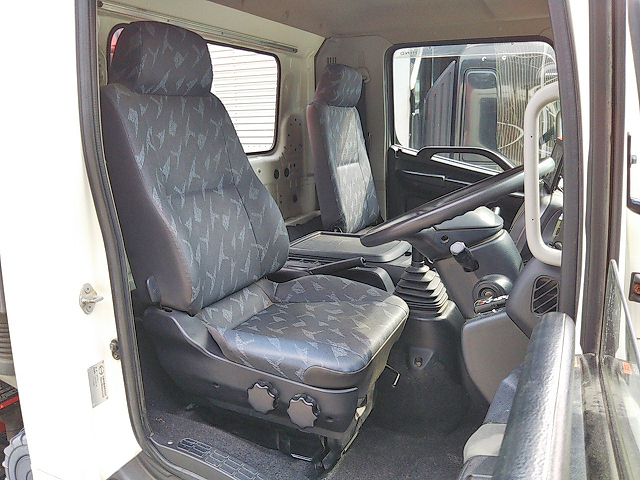 日野レンジャーユニック3段中型（4t）[写真31]