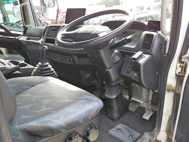 日野レンジャーユニック3段中型（4t）[写真34]