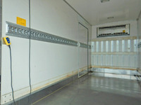 三菱ふそうキャンター冷凍車（冷蔵車）小型（2t・3t）[写真08]