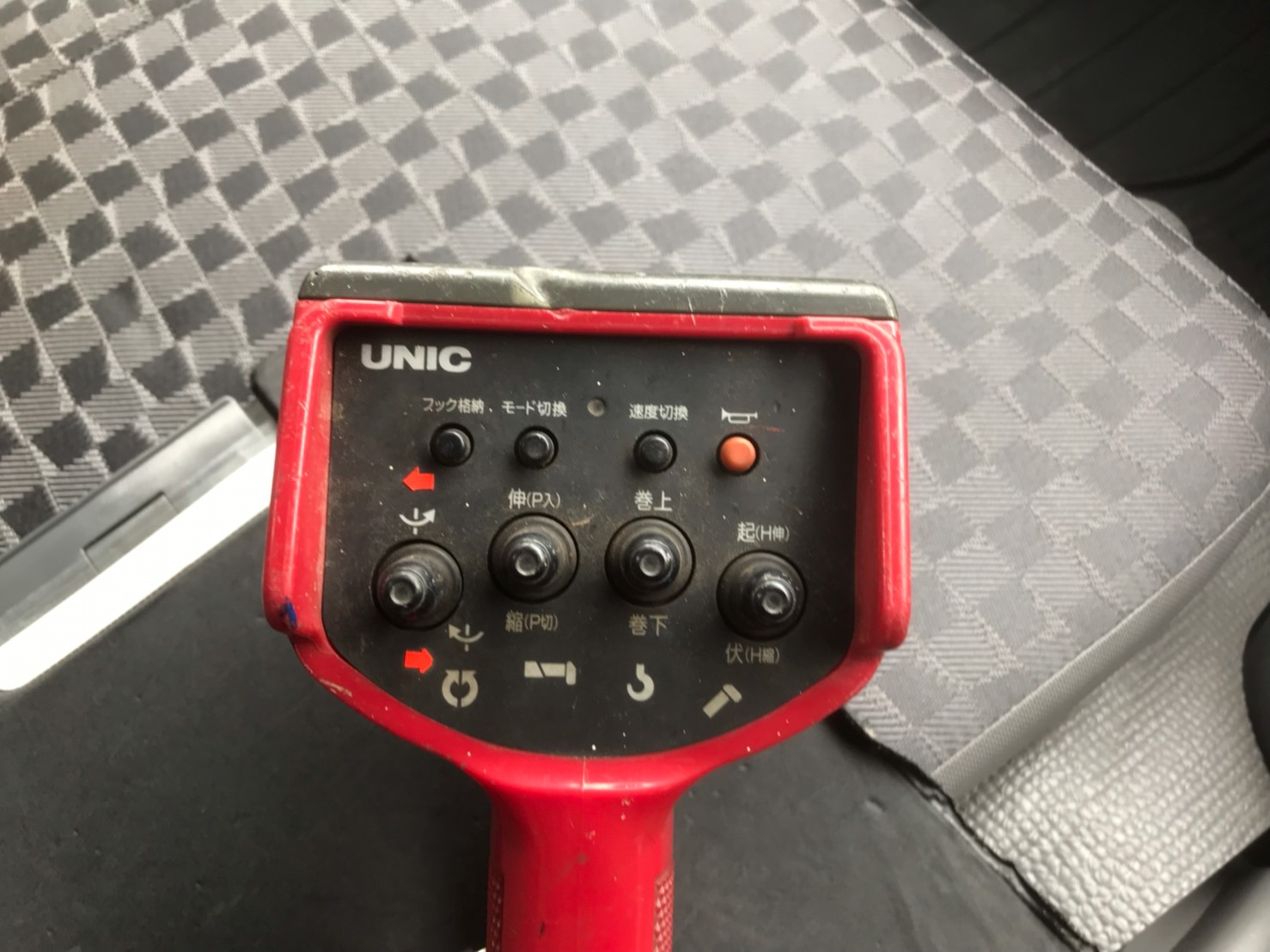 いすゞエルフユニック6段小型（2t・3t）[写真18]