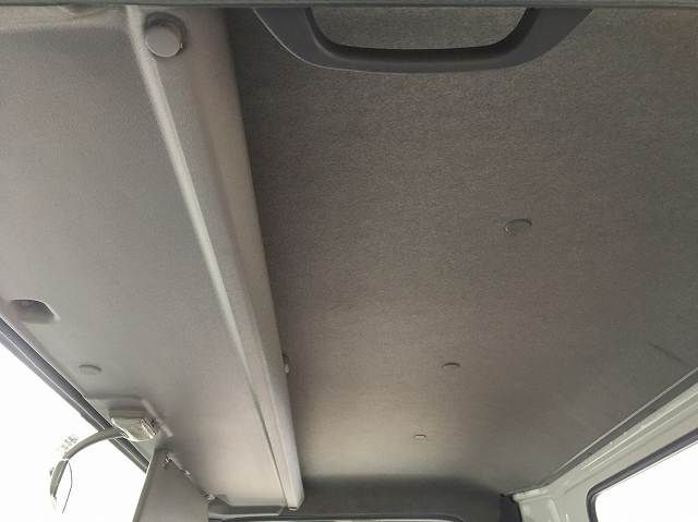 いすゞエルフユニック6段小型（2t・3t）[写真32]