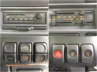 いすゞエルフユニック6段小型（2t・3t）[写真36]