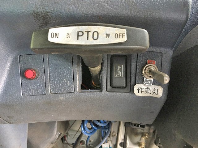 いすゞエルフユニック6段小型（2t・3t）[写真37]