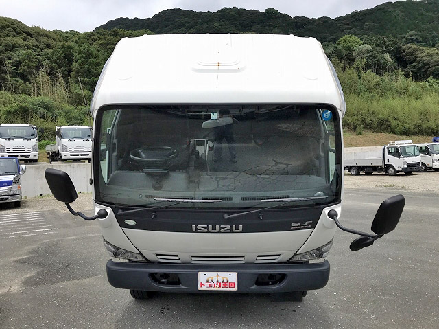 いすゞエルフユニック6段小型（2t・3t）[写真07]