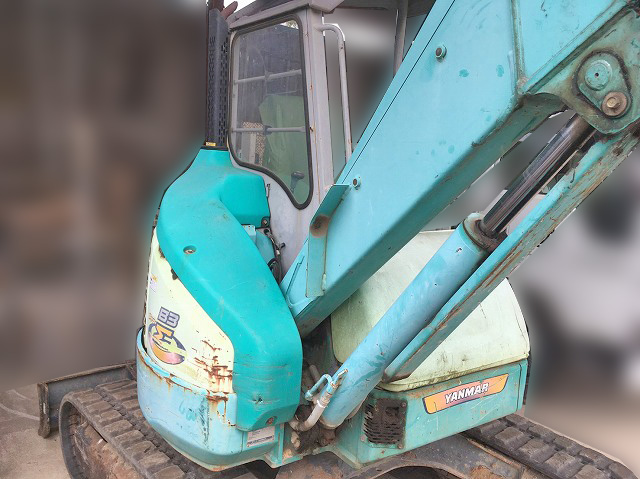 ヤンマーミニユンボ（ミニバックホー）[写真05]