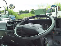 いすゞフォワードアルミバン中型（4t）[写真27]