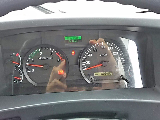 いすゞフォワードアルミバン中型（4t）[写真29]