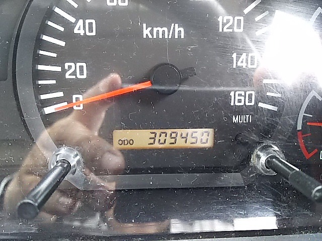 いすゞフォワードアルミバン中型（4t）[写真30]