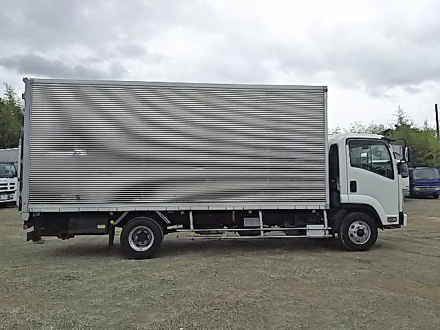 いすゞフォワードアルミバン中型（4t）[写真07]