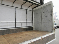 いすゞエルフ幌ウイング小型（2t・3t）[写真14]