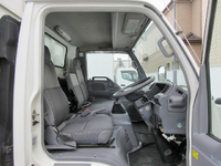 いすゞエルフ幌ウイング小型（2t・3t）[写真28]