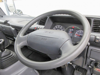 いすゞエルフ幌ウイング小型（2t・3t）[写真30]