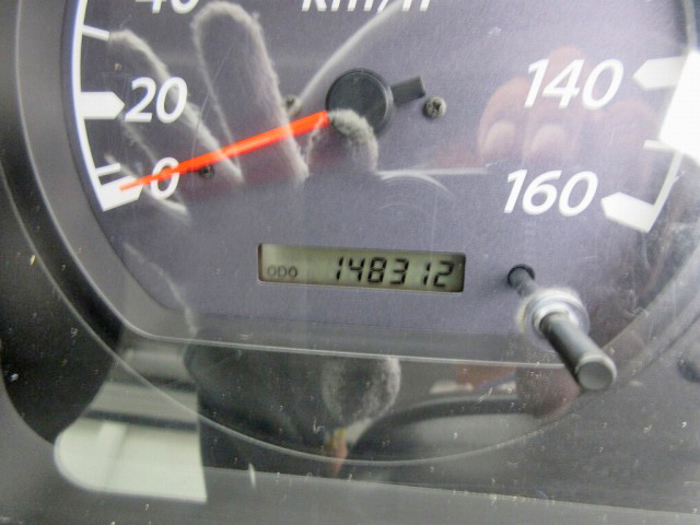 いすゞエルフ幌ウイング小型（2t・3t）[写真32]