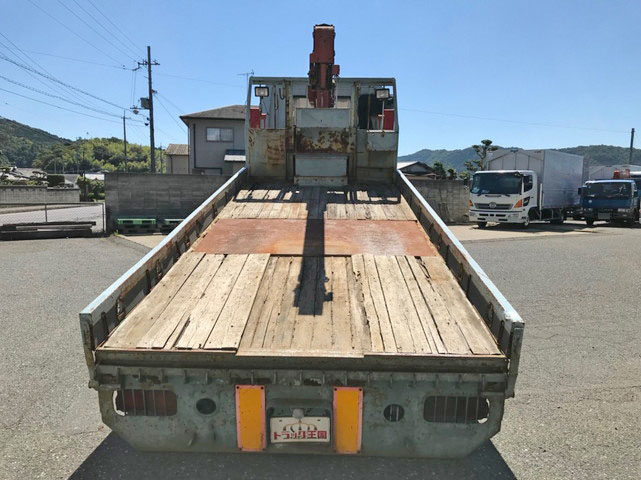 三菱ふそうファイターセルフクレーン3段中型（4t）[写真14]