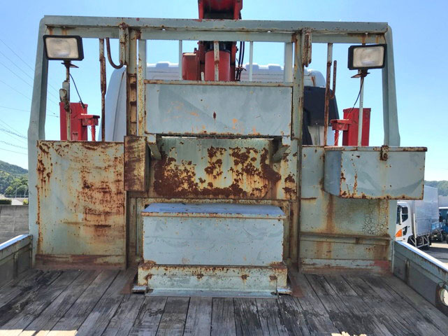 三菱ふそうファイターセルフクレーン3段中型（4t）[写真15]