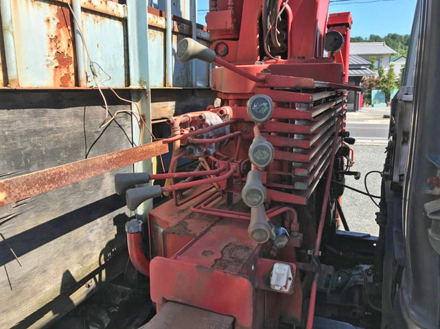 三菱ふそうファイターセルフクレーン3段中型（4t）[写真20]