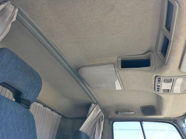 三菱ふそうファイターセルフクレーン3段中型（4t）[写真37]