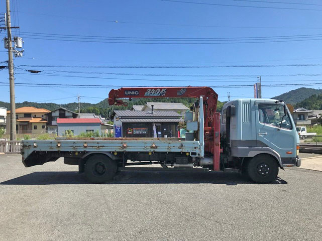 三菱ふそうファイターセルフクレーン3段中型（4t）[写真08]