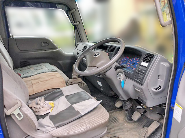 マツダタイタンユニック3段小型（2t・3t）[写真24]