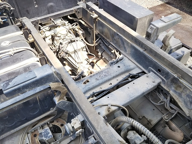 三菱ふそうスーパーグレートダンプ大型（10t）[写真13]