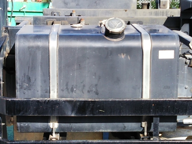 三菱ふそうスーパーグレートダンプ大型（10t）[写真16]