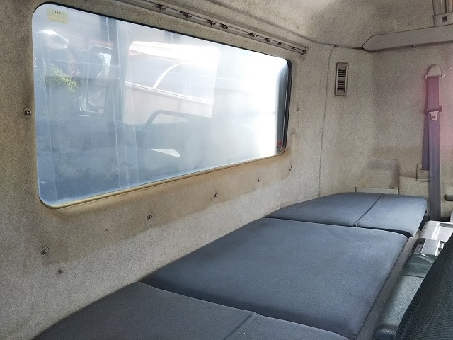 三菱ふそうスーパーグレートダンプ大型（10t）[写真31]