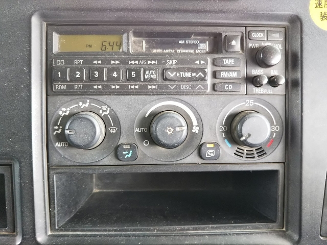 三菱ふそうスーパーグレートダンプ大型（10t）[写真35]