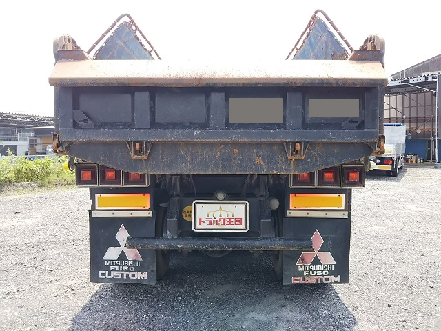 三菱ふそうスーパーグレートダンプ大型（10t）[写真08]