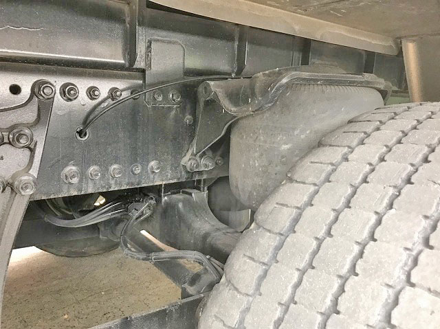 メルセデスベンツアクトロスアルミブロック大型（10t）[写真13]