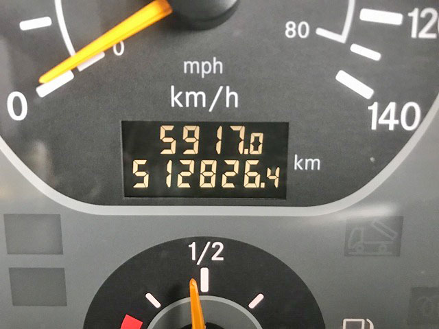 メルセデスベンツアクトロスアルミブロック大型（10t）[写真38]