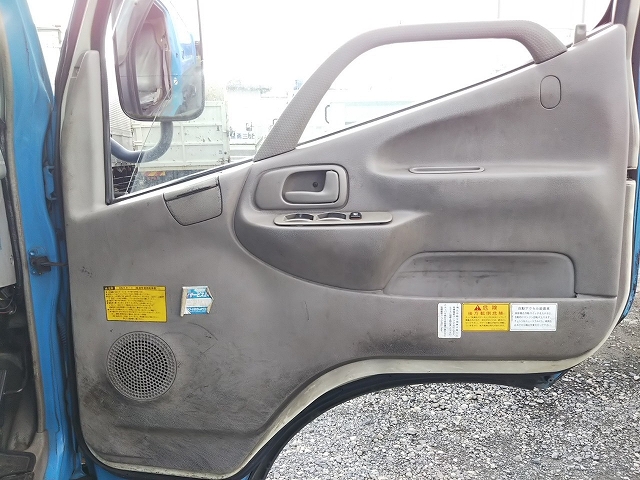 日野デュトロパッカー車（塵芥車）小型（2t・3t）[写真24]