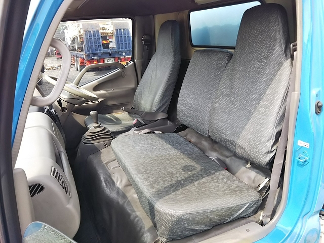 日野デュトロパッカー車（塵芥車）小型（2t・3t）[写真25]