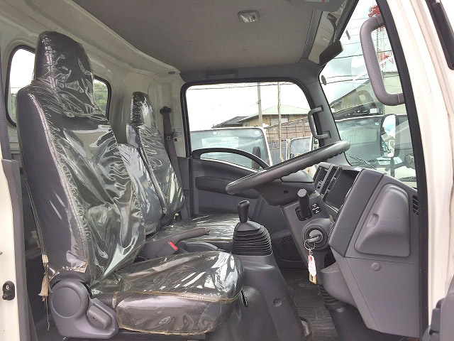 いすゞエルフ平ボディ小型（2t・3t）[写真25]