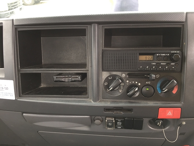 いすゞエルフ平ボディ小型（2t・3t）[写真29]