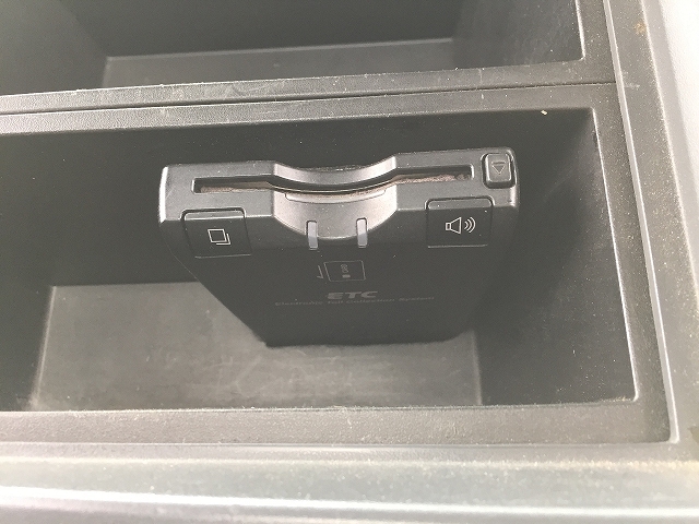 いすゞエルフ平ボディ小型（2t・3t）[写真30]