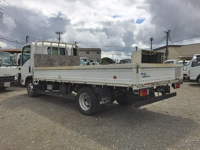 いすゞエルフ平ボディ小型（2t・3t）[写真04]