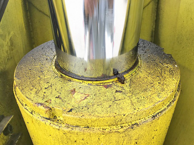 三菱ふそうファイター穴掘建柱車中型（4t）[写真14]